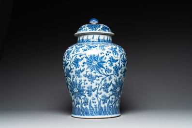A large Chinese blue and white 'lotus scroll' vase and cover, Kangxi