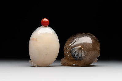 Two Chinese agate snuff bottles in the form of a bird and a pekinese, 19th C.