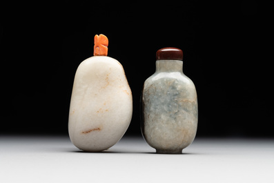 Two Chinese jade snuff bottles, 19th C.
