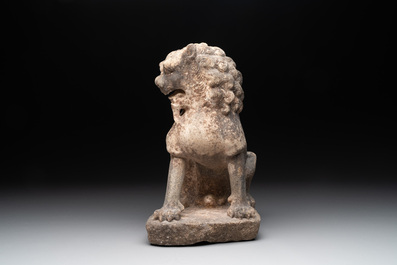 A Chinese Tang-style marble lion, 19/20th C.