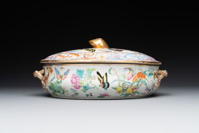 A rare Chinese Canton famille rose '100 butterflies' tureen and cover on stand, 19th C.