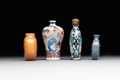 Four various Chinese porcelain snuff bottles, 19th C.