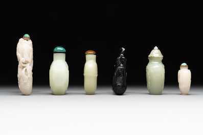 Six various Chinese hardstone and jade snuff bottles, 19/20th C.