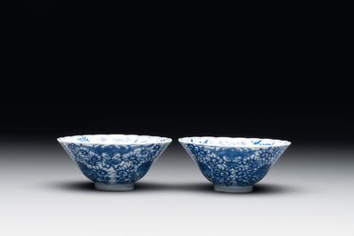 A pair of fine Chinese blue and white ' bats and flowers' bowls, Yongzheng mark, 19th C.