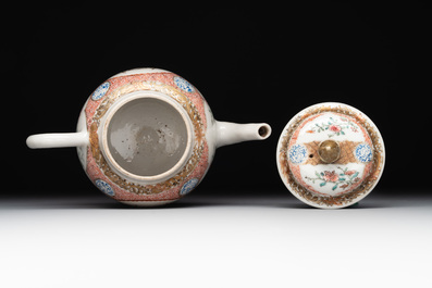 A Chinese monogrammed famille rose teapot with floral design, Yongzheng/Qianlong