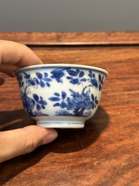 A varied collection of 45 pieces Chinese porcelain, Kangxi and later