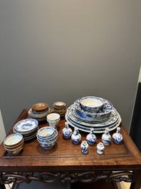 A varied collection of 45 pieces Chinese porcelain, Kangxi and later