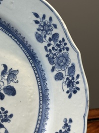 A varied collection of 45 pieces Chinese porcelain, Kangxi and later
