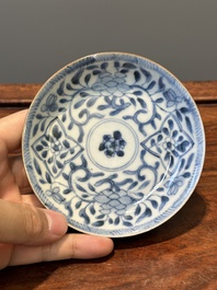A varied collection of 45 pieces Chinese porcelain, Kangxi and later