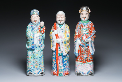 Three Chinese famille rose figures of star gods, seal marks, 19/20th C.