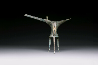 Three Chinese archaic bronze wine vessels, Zhou or later