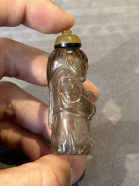 Eight Chinese jade, glass, agate and smoky quartz snuff bottles, 19/20th C.