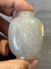 Five Chinese agate snuff bottles, 19/20th C.