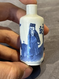 Nine various Chinese porcelain snuff bottles, Yongzheng and Tongzhi mark, 19/20th C.