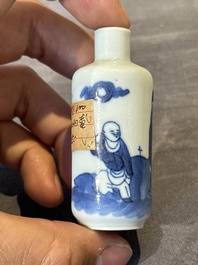 Nine various Chinese porcelain snuff bottles, Yongzheng and Tongzhi mark, 19/20th C.