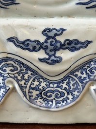 An exceptional Chinese blue and white porcelain figure of Guanyin, Wanli