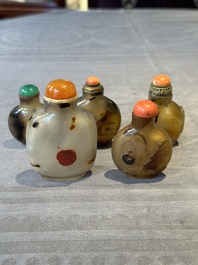 Five fine Chinese agate snuff bottles, Qing