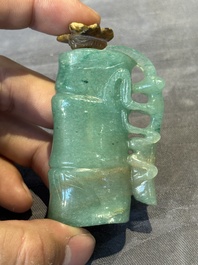 Eight Chinese jade, glass, agate and smoky quartz snuff bottles, 19/20th C.