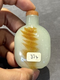 Seven various Chinese jade, agate and glass snuff bottles, 19/20th C.