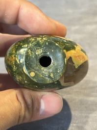 Six Chinese hardstone and agate snuff bottles, 19/20th C.