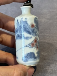 Three Chinese blue, white and copper-red snuff bottles, Yongzheng mark, 19/20th C.