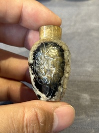 Seven Chinese smoky quartz, agate and hardstone snuff bottles, 19/20th C.