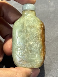 Seven various Chinese jade, agate and glass snuff bottles, 19/20th C.