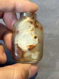 Four Chinese jade and hardstone snuff bottles, 19/20th C.