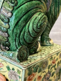 A pair of Chinese famille verte Buddhist lions, 19th C.