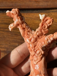 A Chinese red coral sculpture of Shoulao, 19/20th C.