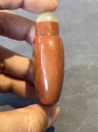 Four Chinese jade and hardstone snuff bottles, 19/20th C.