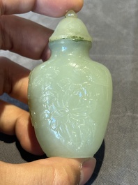 Six various Chinese hardstone and jade snuff bottles, 19/20th C.