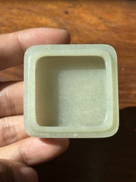 A square Chinese jade box and cover, 18/19th C.