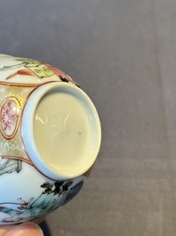 A pair of fine Chinese Canton famille rose cups, Yongzheng