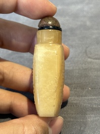 Five Chinese jade and hardstone snuff bottles, 20th C.