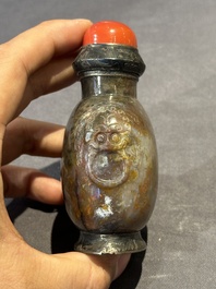 Six Chinese snuff bottles in various carved gemstones, 19/20th C.