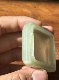 A square Chinese jade box and cover, 18/19th C.