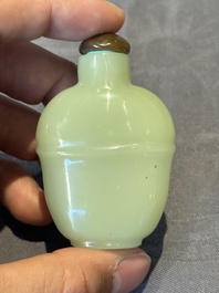 Six various Chinese hardstone and jade snuff bottles, 19/20th C.