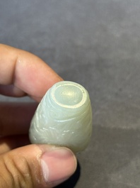 Two Chinese jade snuff bottles, 18/19th C.