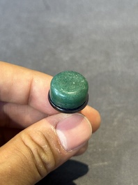 Two Chinese jade snuff bottles, 18/19th C.