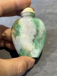 Three Chinese jade snuff bottles, 19/20th C.
