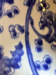 A large Chinese blue and white 'lotus scroll' vase and cover, Kangxi
