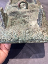 A very rare bronze food vessel and cover, 'fang xu 方盨', middle Western Zhou