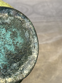 A large bronze arrow vase, 'touhu 投壺', Song/Yuan