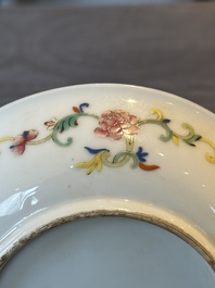 A pair of Chinese yellow-ground famille rose plates with butterfly design, Tongzhi mark, 20th C.