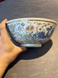 A Chinese famille rose 'phoenix' bowl, Guangxu mark, 19th C.