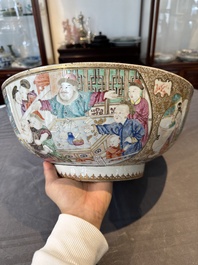A rare and large Chinese Canton famille rose 'mandarin subject' bowl, Hua Xuan 花軒 and Ju Qing 居清 mark, Qianlong