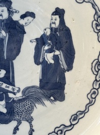 A large Chinese blue and white 'Bleu de Hue' dish for the Vietnamese market, Shi De Ding Zhi 世德定製 mark, 19th C.
