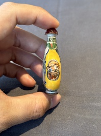 Seven various Chinese snuff bottles, Qianlong mark, 19/20th C.