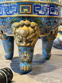 A pair of Chinese cloisonn&eacute; censers with covers and stands, 19/20th C.